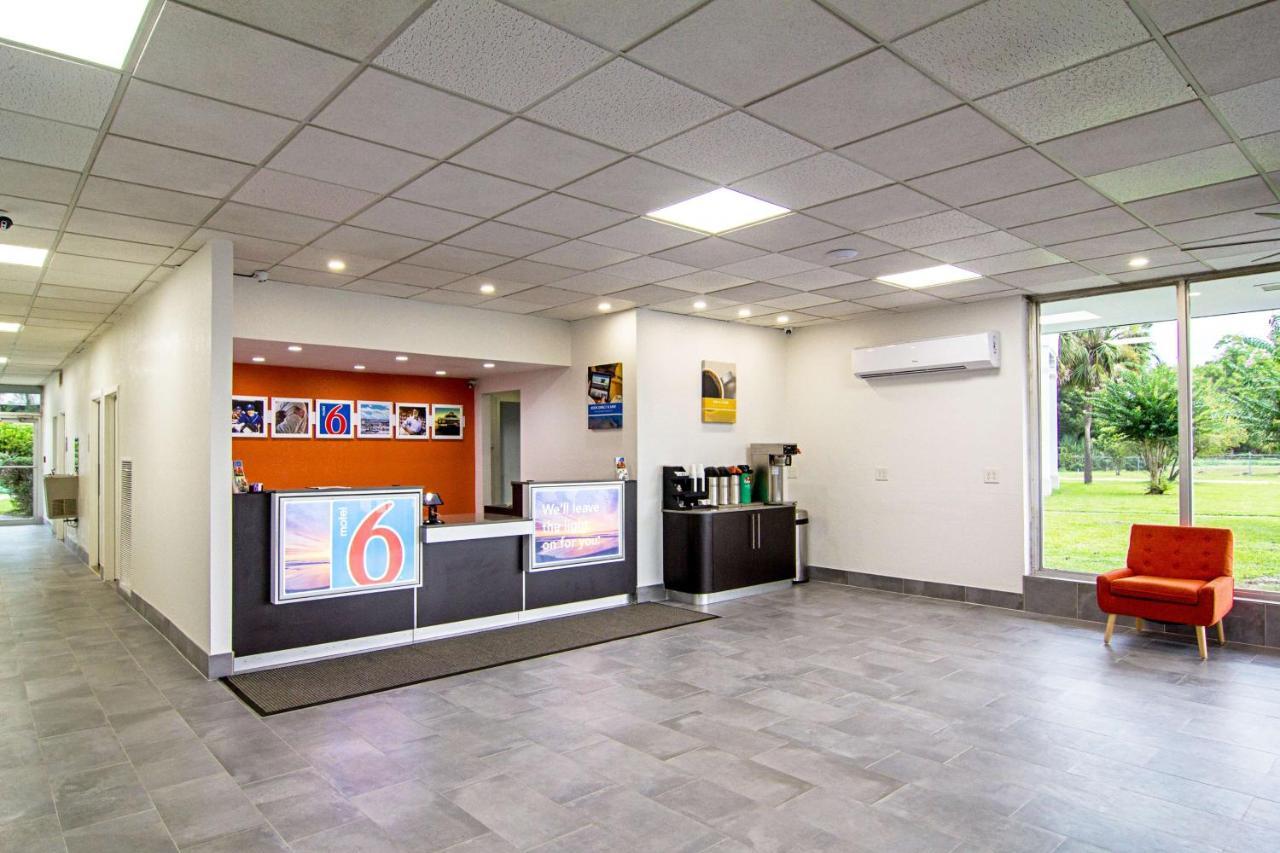 Motel 6-Starke, Fl Kültér fotó