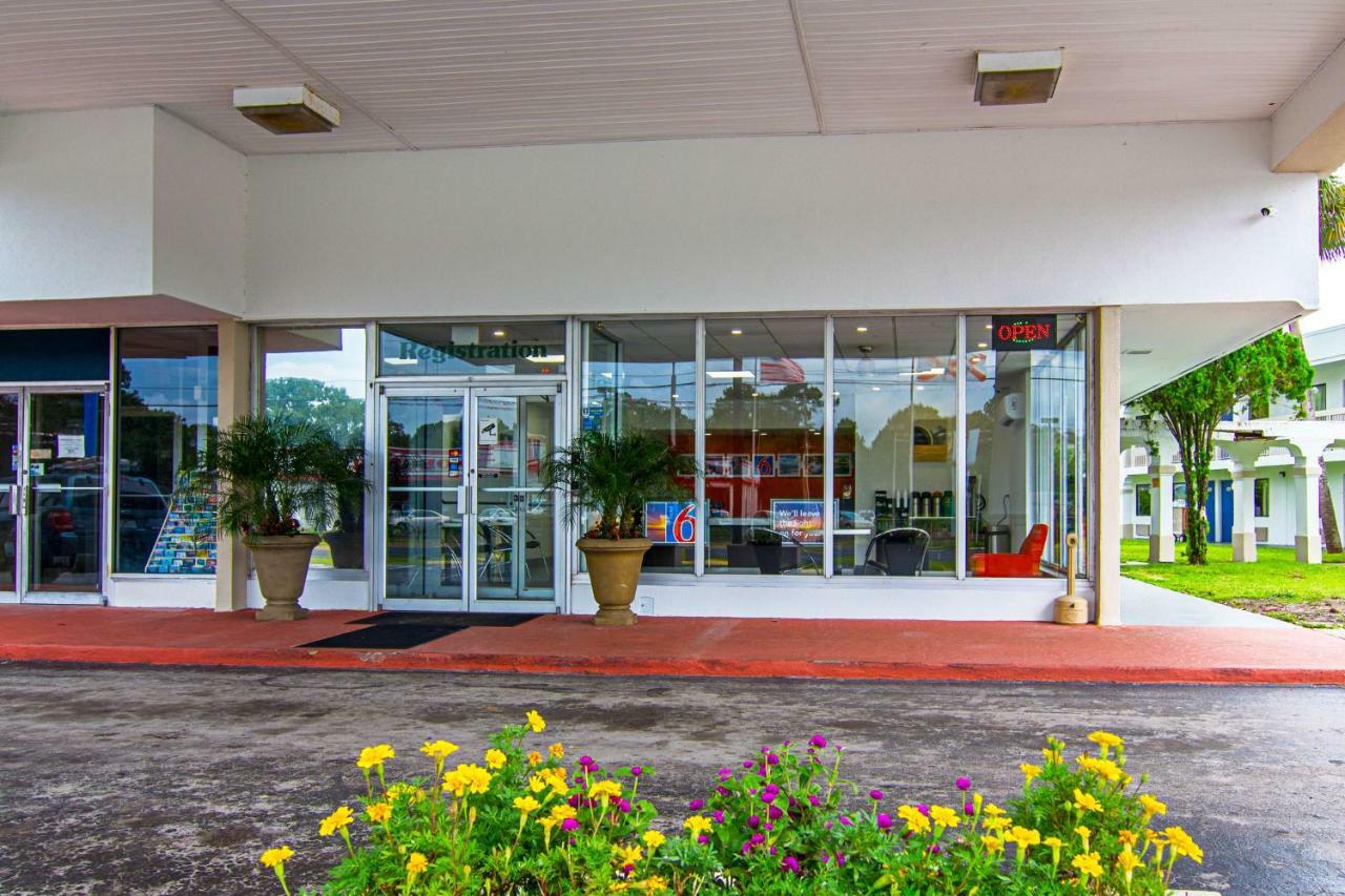Motel 6-Starke, Fl Kültér fotó